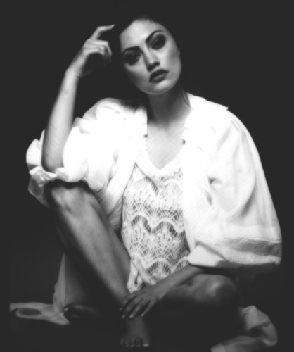 Phoebe Tonkin Fotoğrafları 44