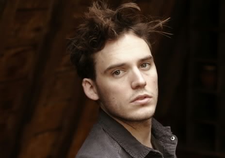Sam Claflin Fotoğrafı