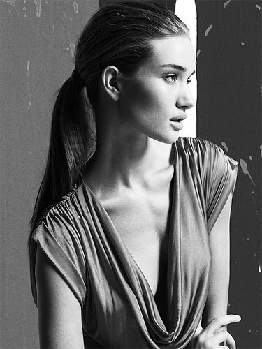 Rosie Huntington-Whiteley Fotoğrafı