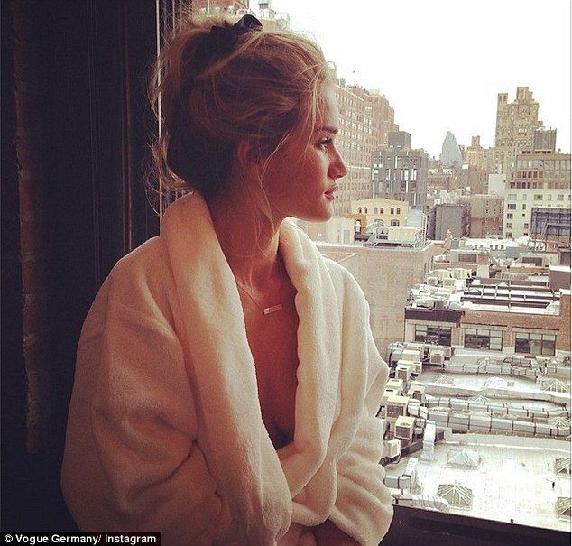 Rosie Huntington-Whiteley Fotoğrafı