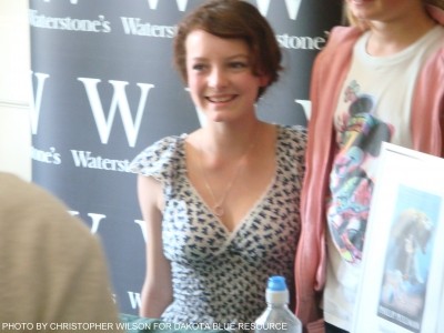 Dakota Blue Richards Fotoğrafları 23