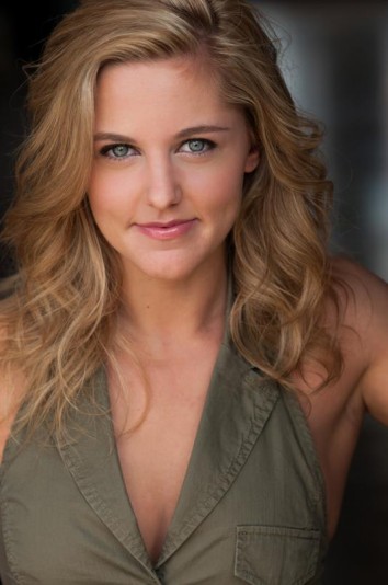 Taylor Louderman Fotoğrafları 4