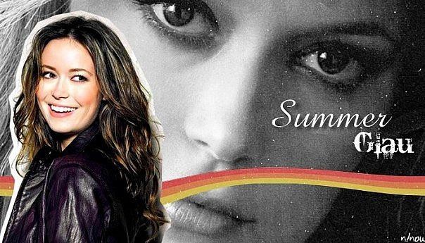 Summer Glau Fotoğrafı