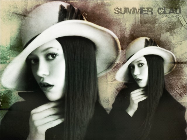 Summer Glau Fotoğrafı