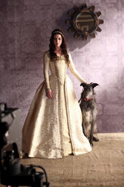 Adelaide Kane Fotoğrafı