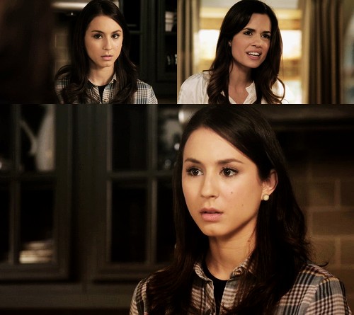 Troian Bellisario Fotoğrafı