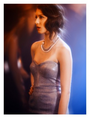 Troian Bellisario Fotoğrafı