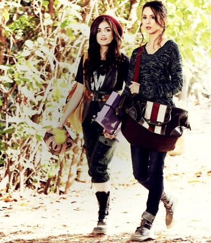 Troian Bellisario Fotoğrafı