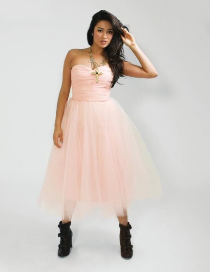 Shay Mitchell Fotoğrafı