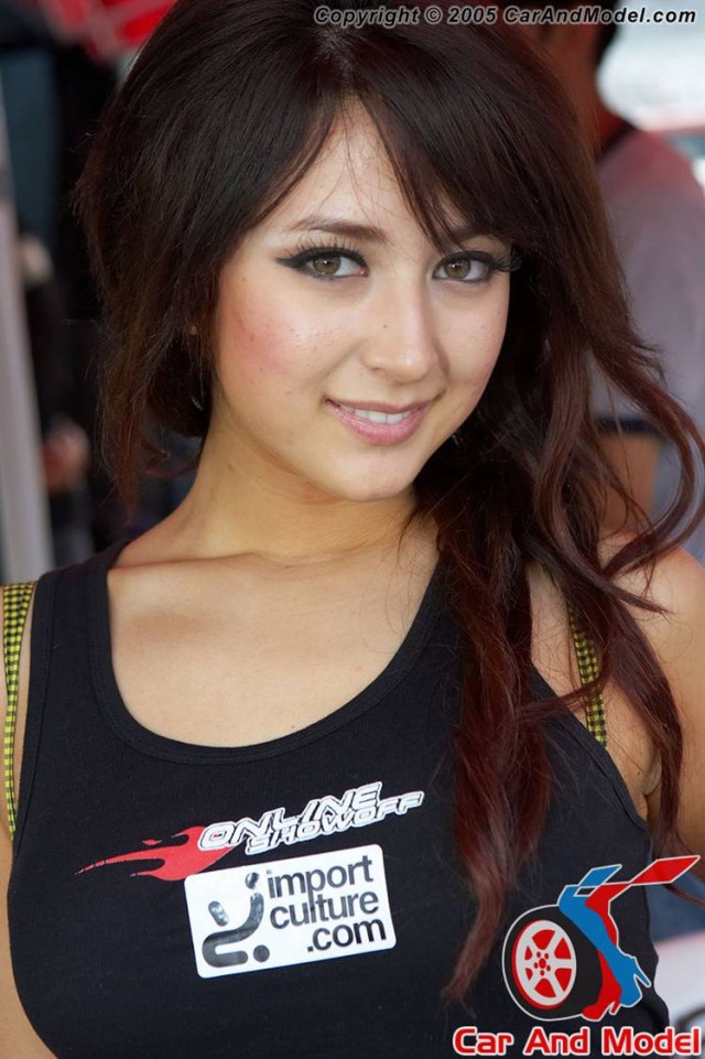 Leah Dizon Fotoğrafı