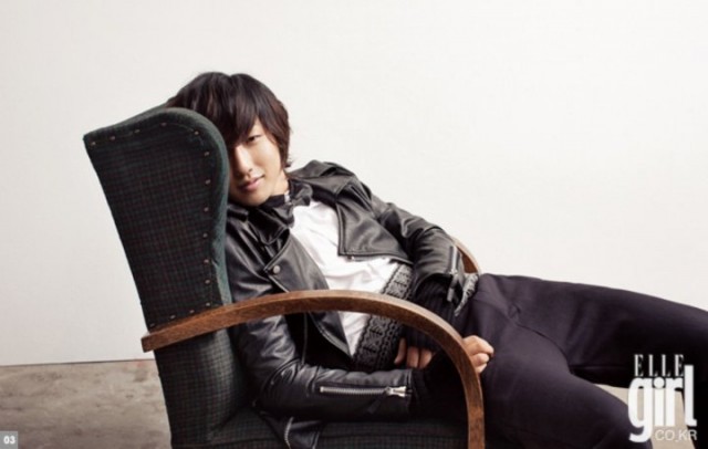 Lee Seung-hyo Fotoğrafı