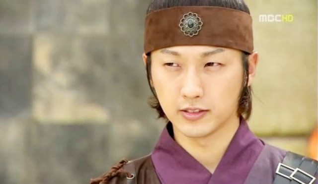 Lee Seung-hyo Fotoğrafı