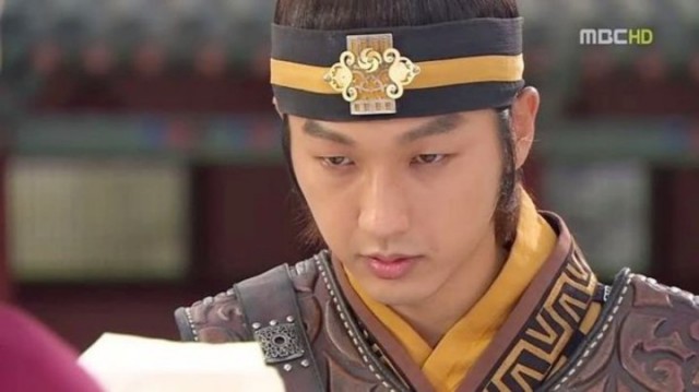 Lee Seung-hyo Fotoğrafı