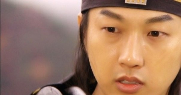 Lee Seung-hyo Fotoğrafı