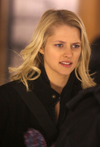 Teresa Palmer Fotoğrafları 136