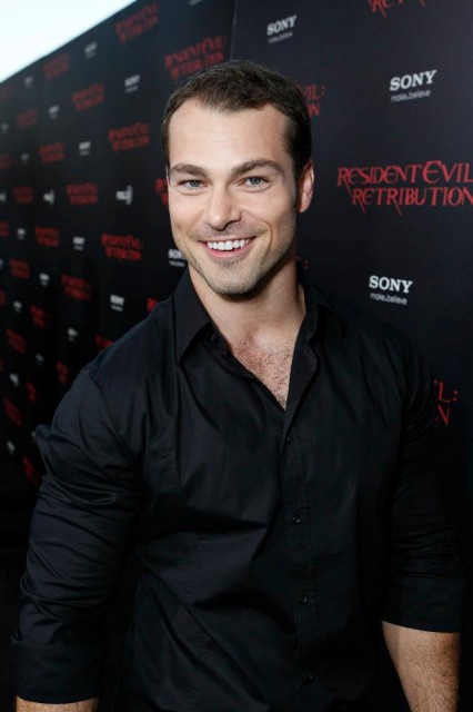 Shawn Roberts Fotoğrafları 29