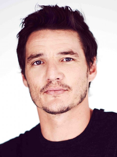 Pedro Pascal Fotoğrafları 23