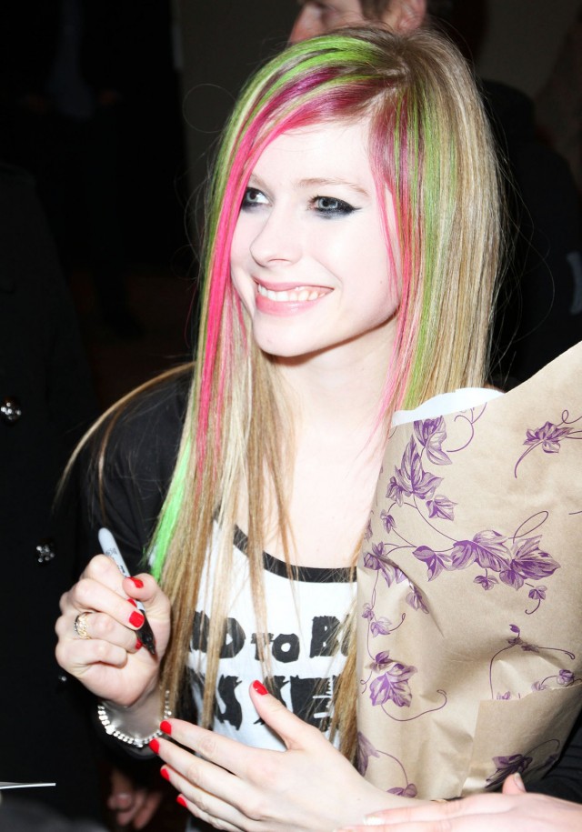 Avril Lavigne Fotoğrafları 856
