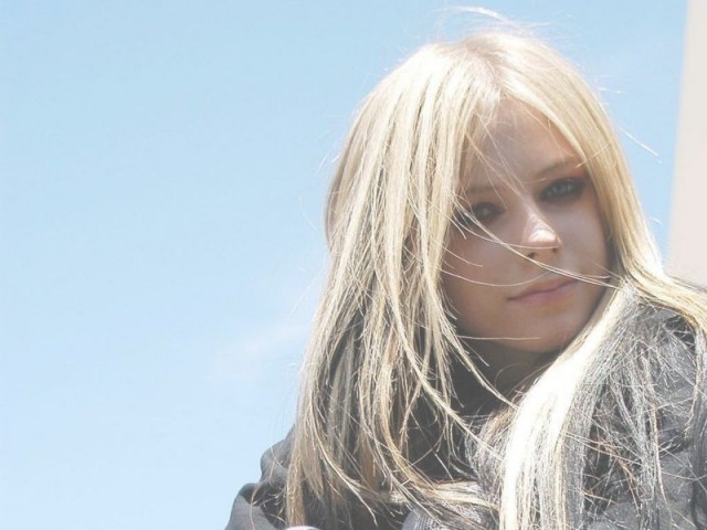 Avril Lavigne Fotoğrafları 943