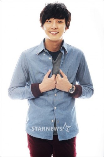 Yoon Si Yoon Fotoğrafları 144