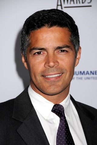 Esai Morales Fotoğrafları 1