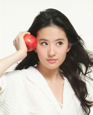 Yifei Liu Fotoğrafları 6