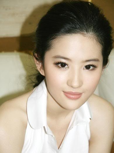 Yifei Liu Fotoğrafları 10