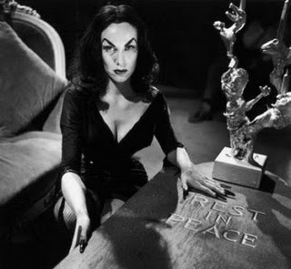 Maila (vampira) Nurmi Fotoğrafları 8