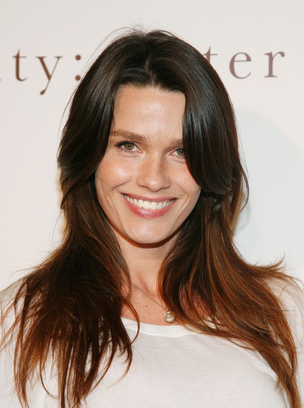 Larissa Bond Fotoğrafı