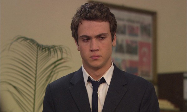 Aras Bulut İynemli Fotoğrafı