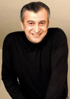 Hüseyin Avni Danyal fotoğrafı