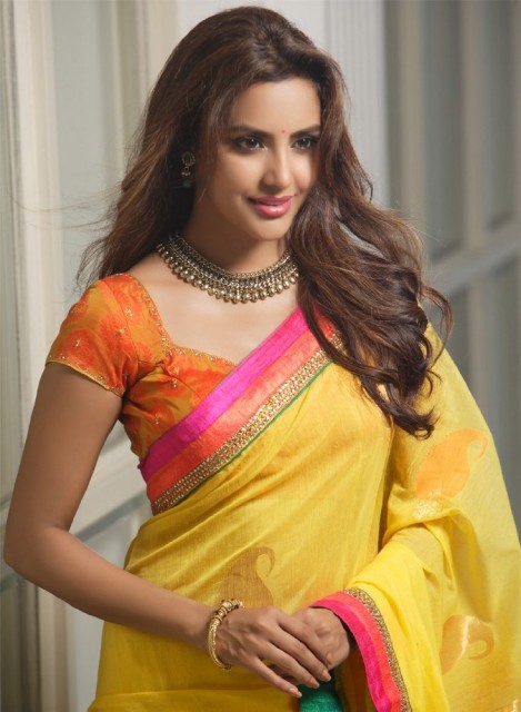 Priya Anand fotoğrafı