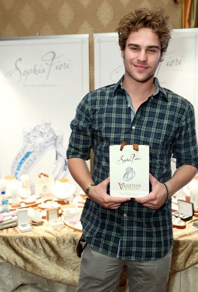 Grey Damon Fotoğrafları 33