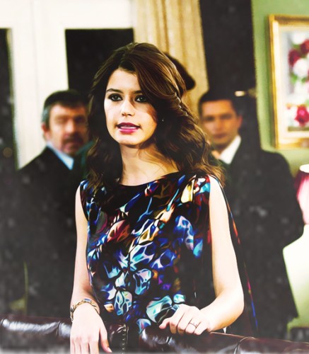 Beren Saat Fotoğrafları 394