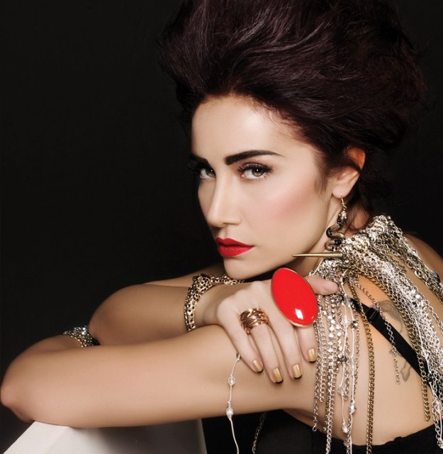 Sıla Gençoğlu Fotoğrafı