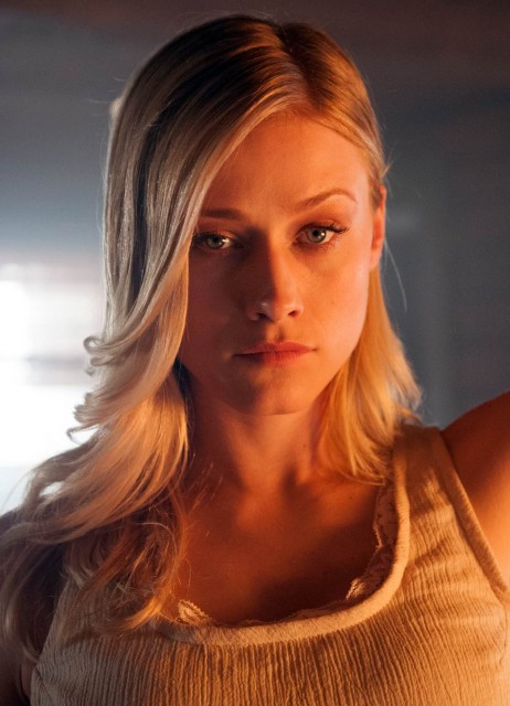 Olivia Taylor Dudley Fotoğrafları 17