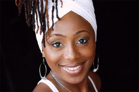 Dakore Egbuson Fotoğrafı