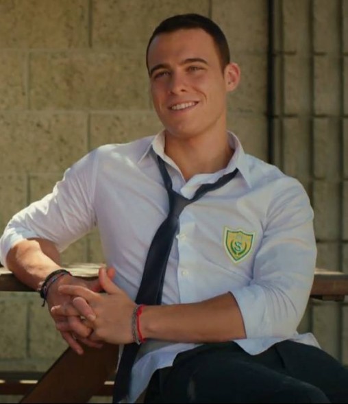 Kerem Bürsin Fotoğrafı