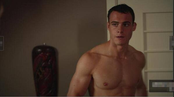 Kerem Bürsin Fotoğrafı