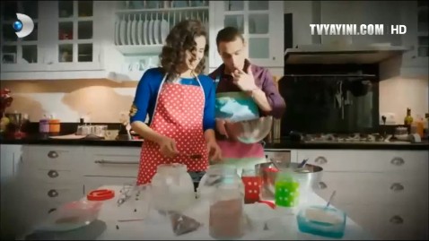 Kerem Bürsin Fotoğrafı