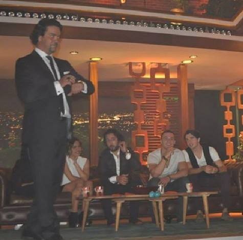 Kerem Bürsin Fotoğrafı