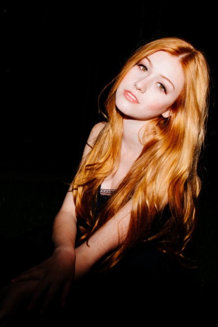 Katherine McNamara Fotoğrafı