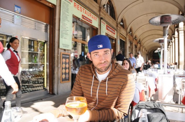 Zachary Levi Fotoğrafı