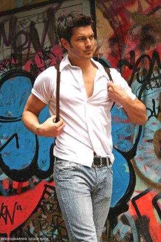 Çağatay Ulusoy Fotoğrafı