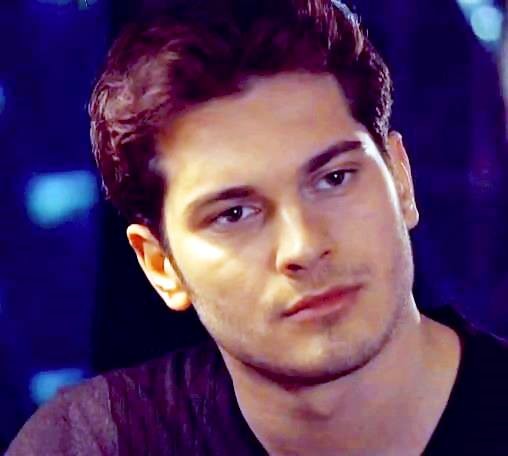 Çağatay Ulusoy Fotoğrafları 537