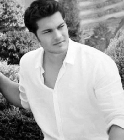 Çağatay Ulusoy Fotoğrafları 653