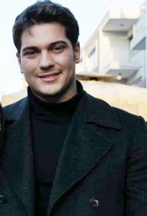 Çağatay Ulusoy Fotoğrafı