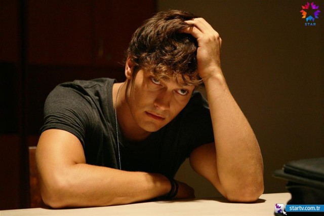 Çağatay Ulusoy Fotoğrafı