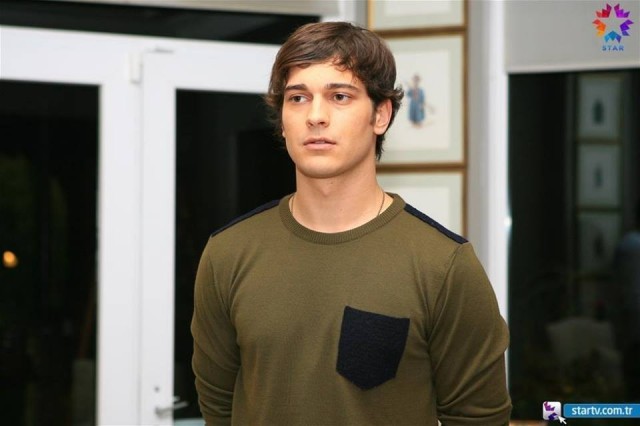 Çağatay Ulusoy Fotoğrafı