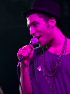 Can Bonomo Fotoğrafı